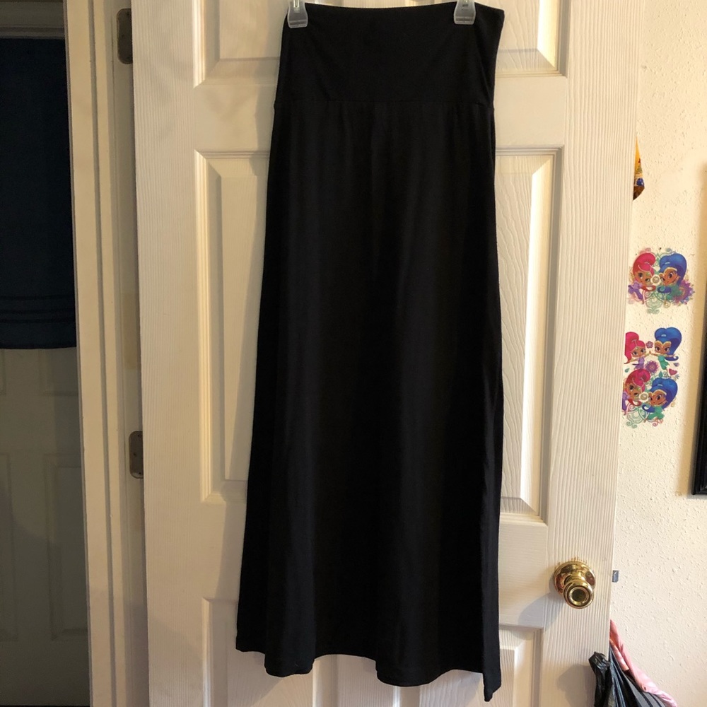Black maxi skirt